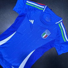 دريس نسوي منتخب ايطاليا الاساسي
