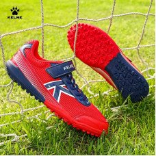 Kids Football Shoes حذاء رياضي للأولاد